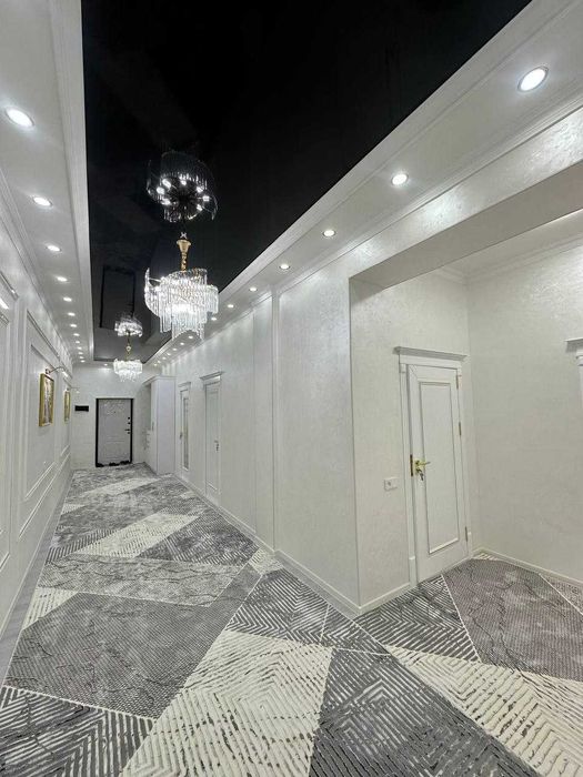 4х комнатная квартира 110кв/м на 3 этаже, Микрорайон