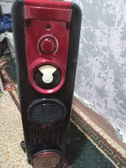 Продам обогреватель масляный