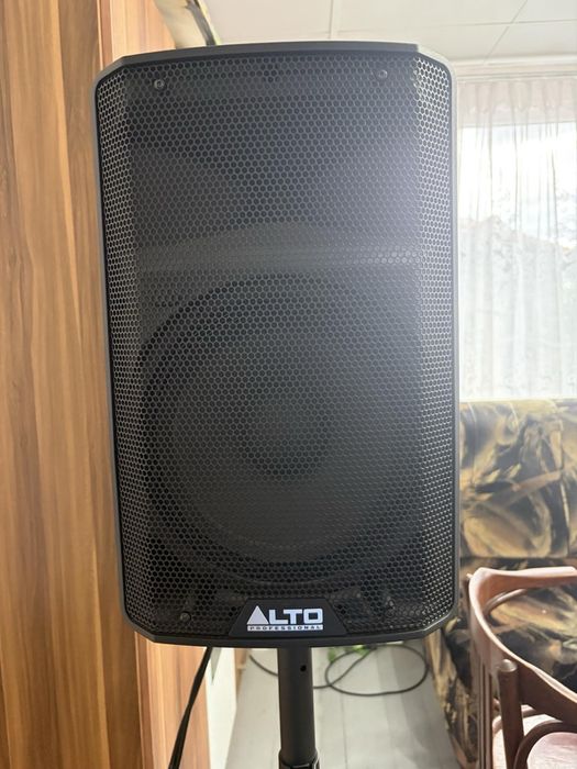 Активна тонколона Alto TX310 със стойка