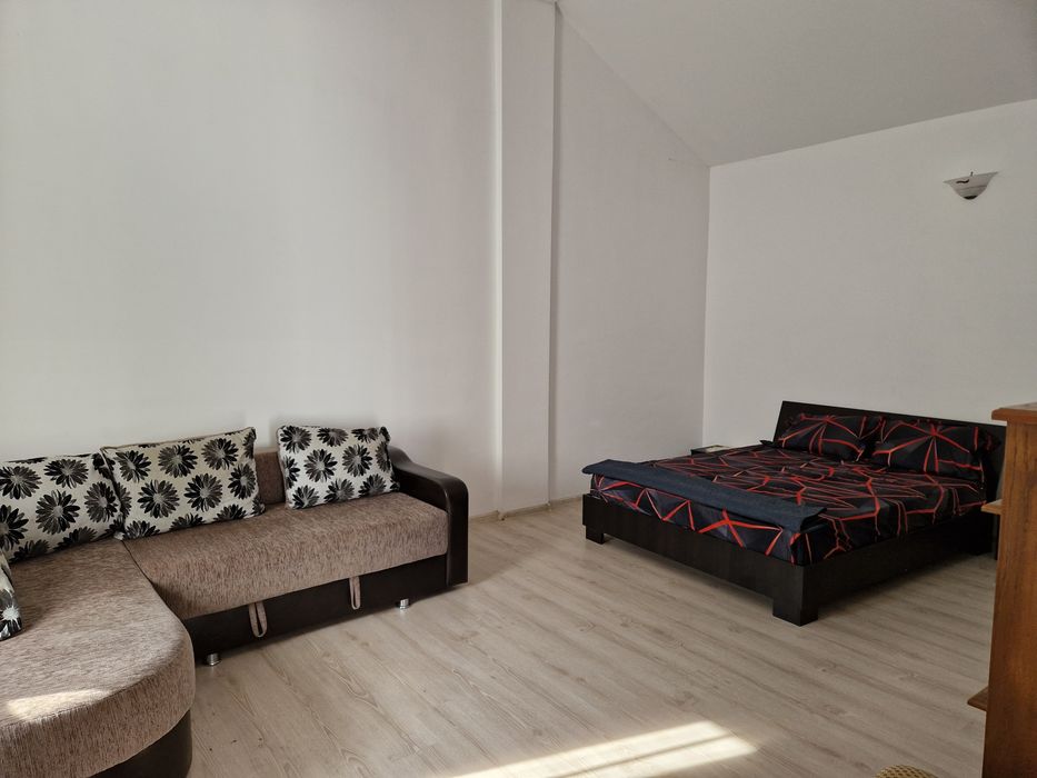 Inchiriez vila spatiu casa cazare mamaia