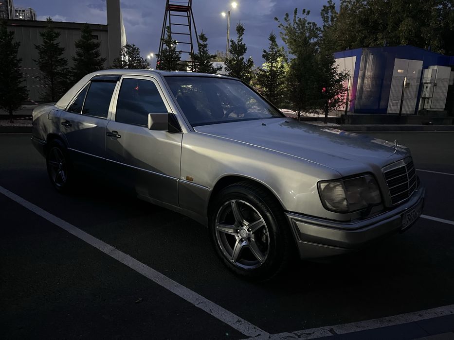Mercedes-benz e300
