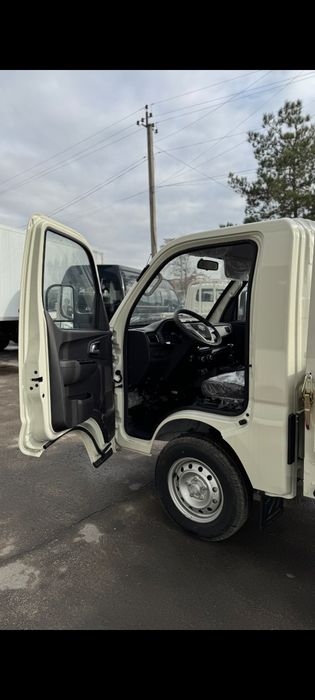 Kafolat: 3 yil yoki 100 000 km (qaysi biri oldin tugasa).