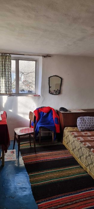 1707-Продава се двуетажна тухлена на гредоред къща в кв. "Житница"!