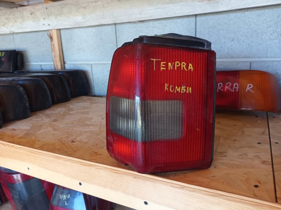 Продавам десен стоп за fiat tempra комби
