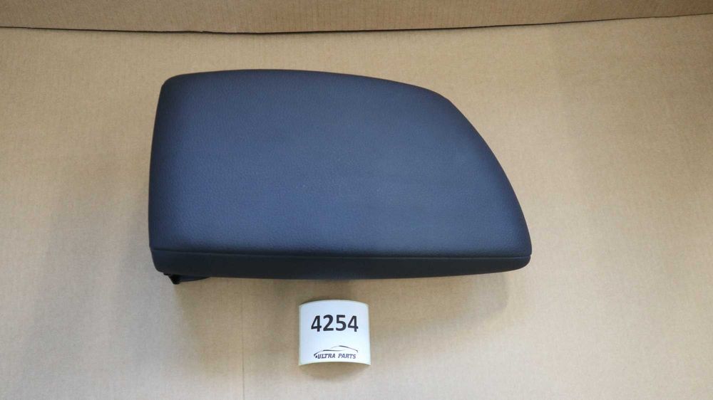 Подлакътник БМВ Ф20 Ф21 Ф22 BMW F20 F21 F22