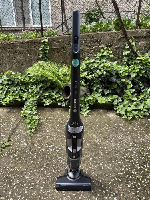 Прахосмукачка Bosch 2 in 1 Flexxo Series 4