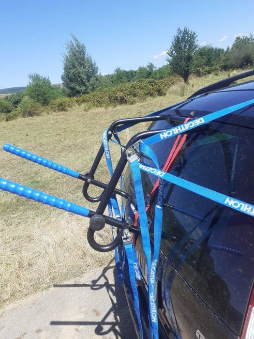 Стойка за колело на кола в добро състояние