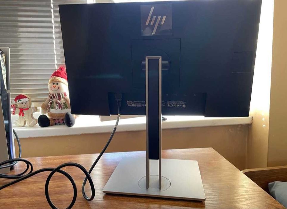 Монитор HP E243 FULL HD  24 инча