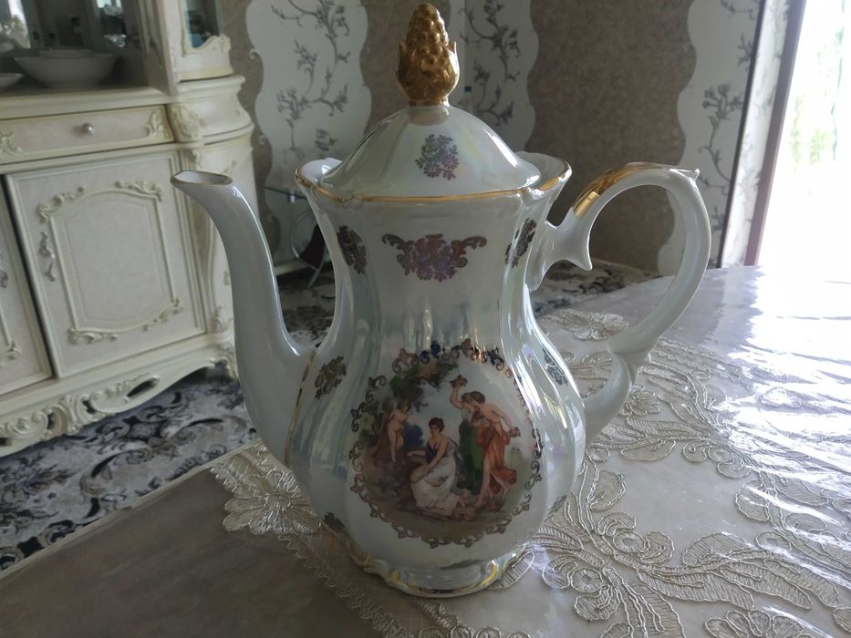 Немецкий чайный сервиз Мадонна