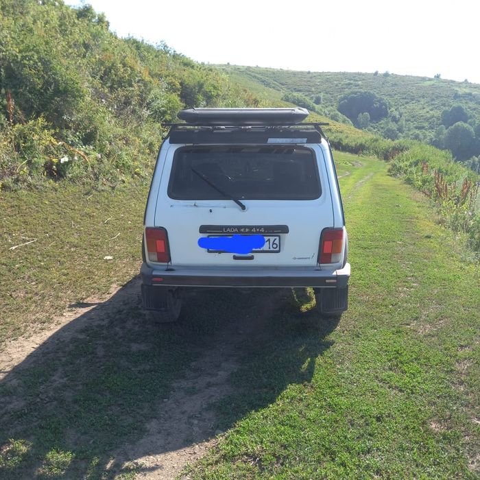 Продам ниву 21214