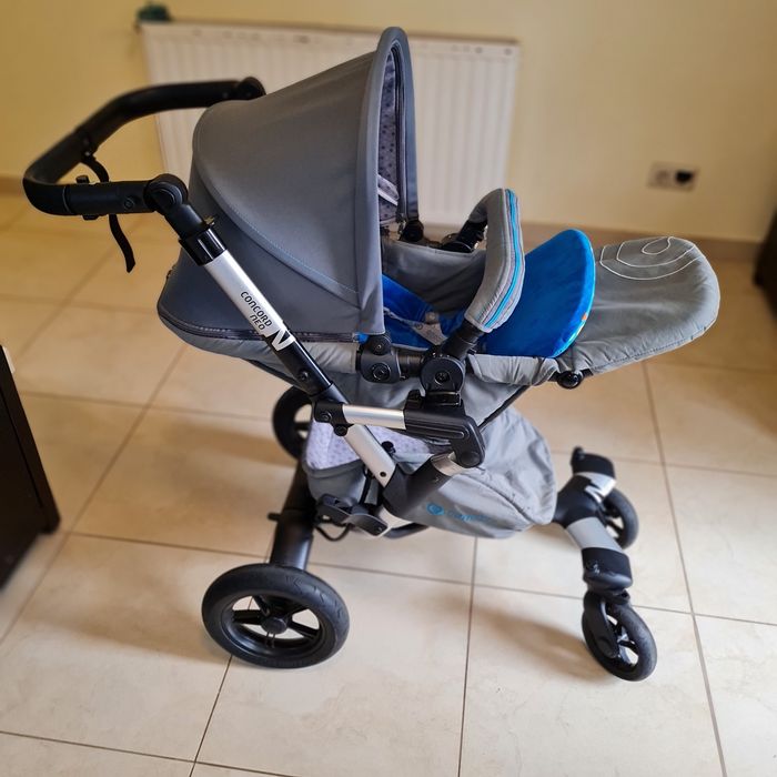 Set carucior+ landou+ scoica marca Concord Neo gri + CADOU ERGOBABY