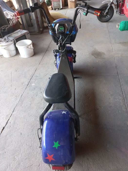 Скутер электрический