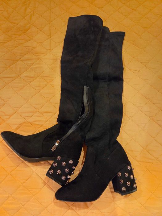 Дамски елегантни чизми