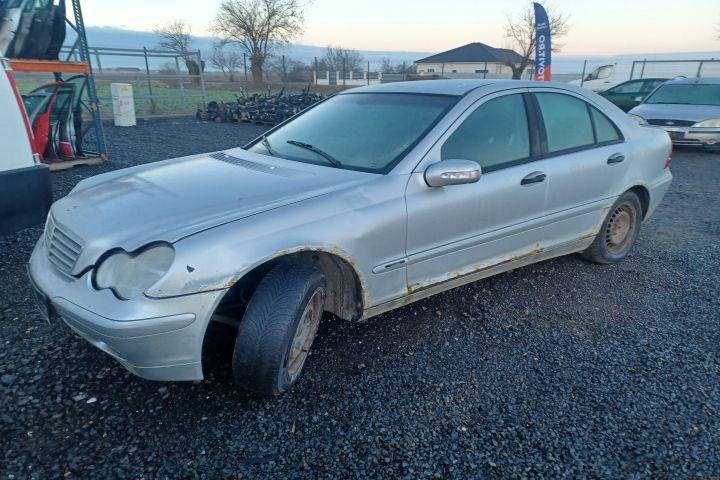 Carcasa filtru aer A6420901801 A6420901801 Mercedes-Benz C-Class W203