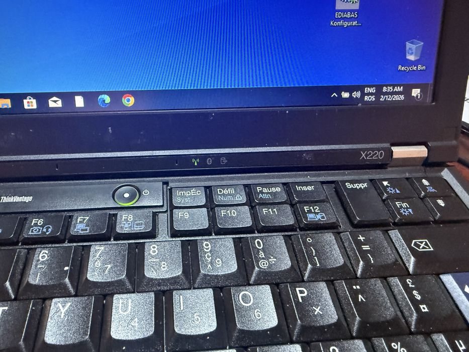 Lenovo x220 I7, 8gb ram, ssd 500 gb