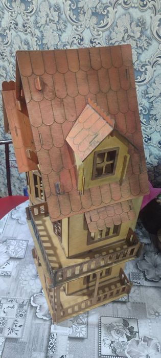 Домик для кукол продам
