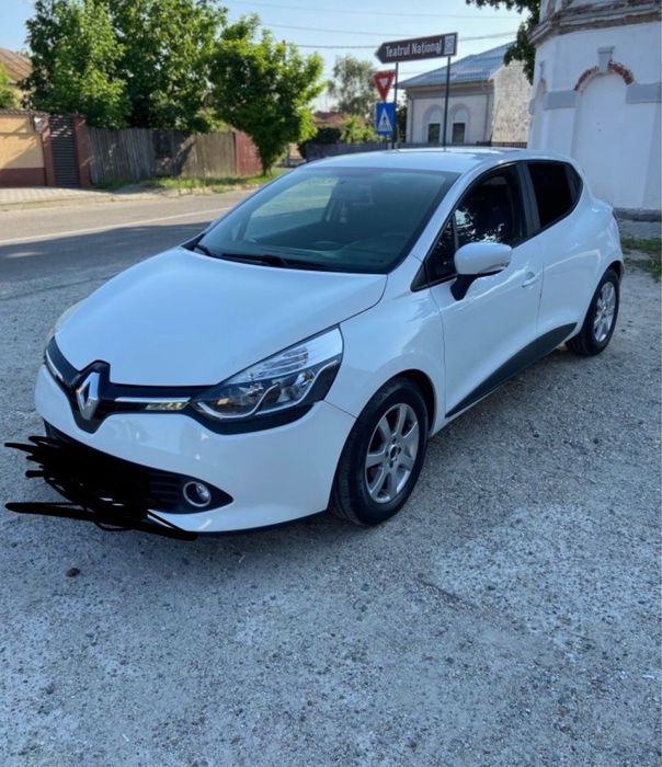 RENAULT Clio 2015
