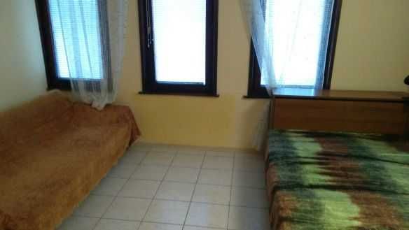 Дава се под наем Двустаен апартамент в Бургас, Възраждане - 52 кв.м за 150 € - Снимка #4