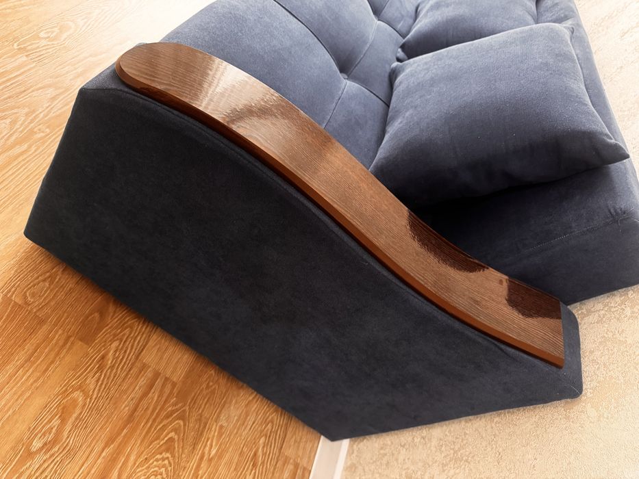 Диван компактный  юго восток самовывоз