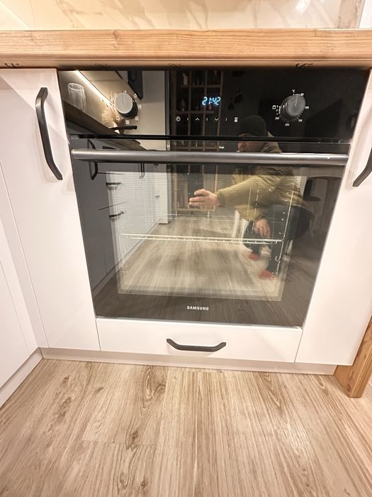 Продам духовой шкаф Самсунг