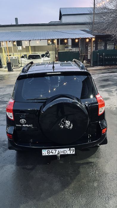 Срочно продам Рав4