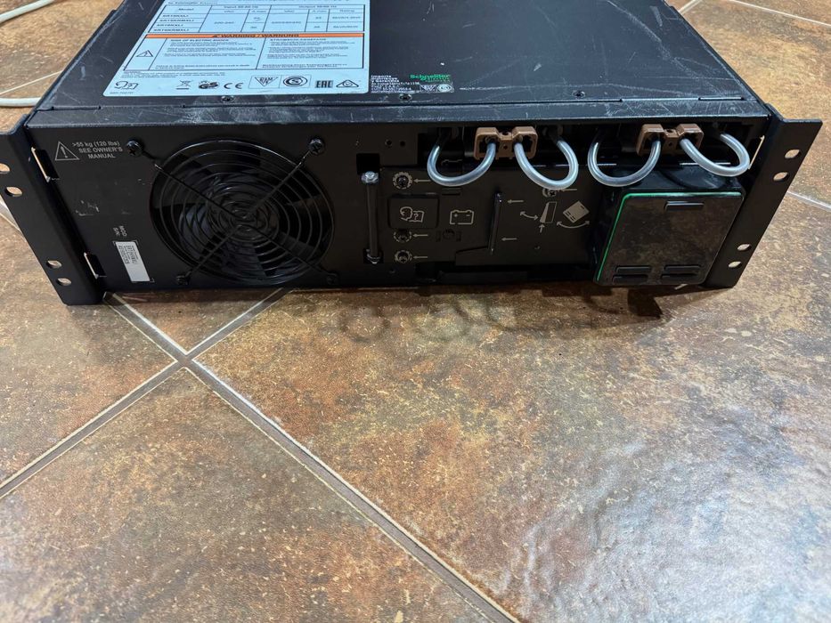 UPS APC SRT Smart-UPS OnLine 4.5kW/5kVA 3U 230V SRT5KRMXLI