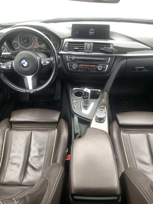 BMW F30 2.0 xdrive model individual