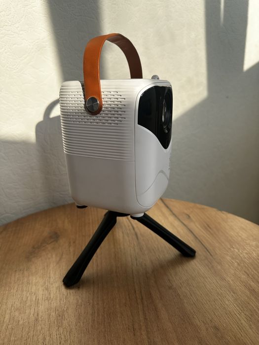 LINGBO Проектор, 1LCD, белый