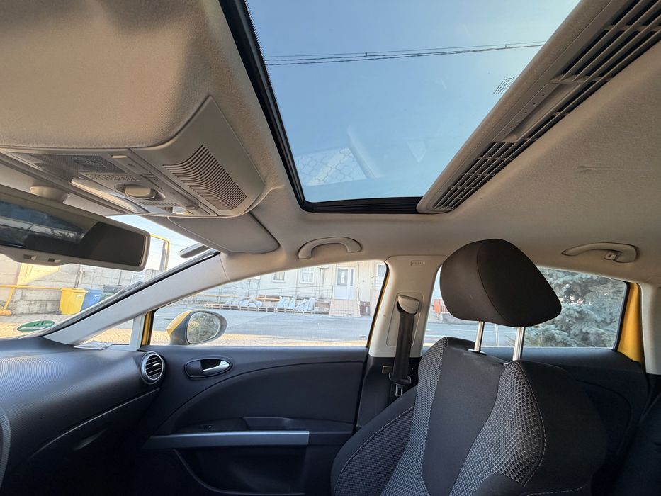 SEAT LEON 1.6 TDI  FR  Masina Personala CONSUM MIC