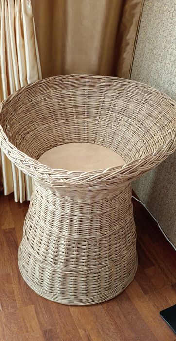 Вазон плетёный ручной работы