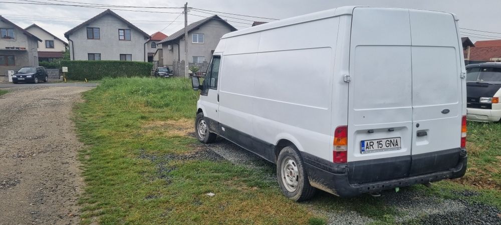 Vand Ford Transit cu climă 2500euro.Fara rugina