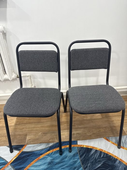 Продам два мягких стула