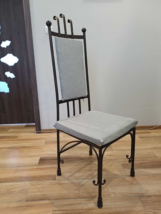 Ръчно изработени метални столове