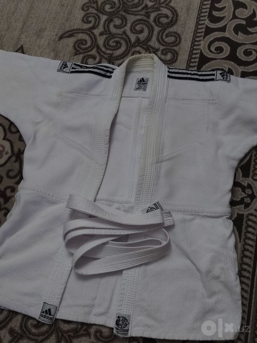 Кимоно Adidas для дзюдо и др видов спорта