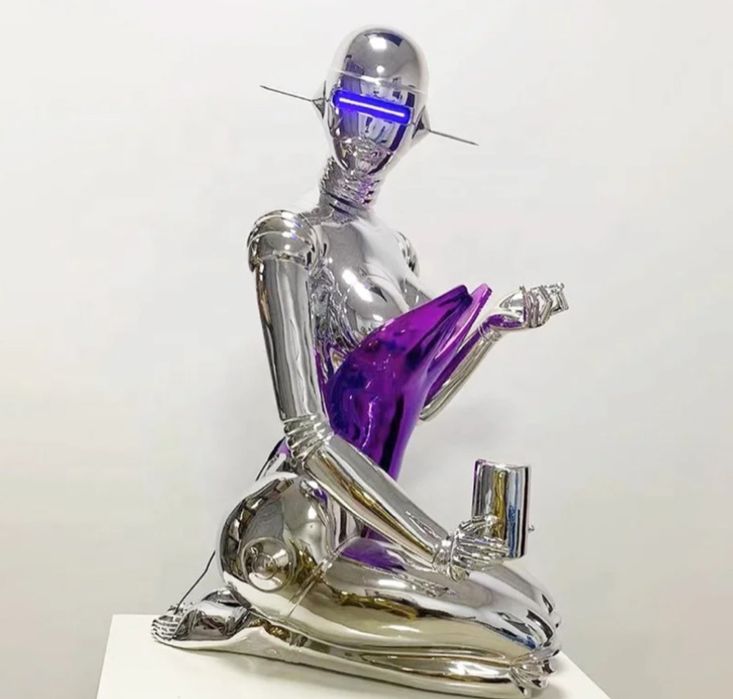 Античные, декоративные торшеры. Статуя