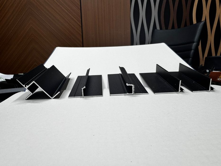 Алюминиевые теневой профиль на декор дома