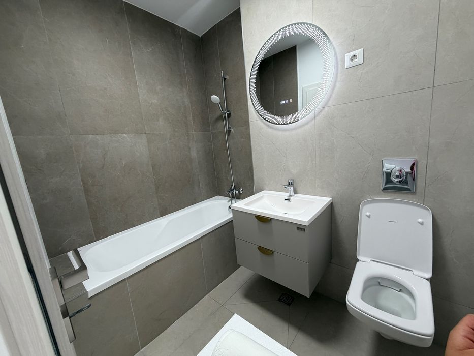 Inchiriez apartament MRS Gradinile