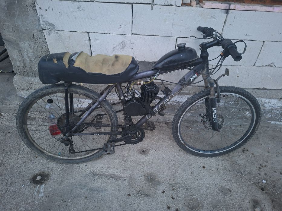 Scuter 100cc .....