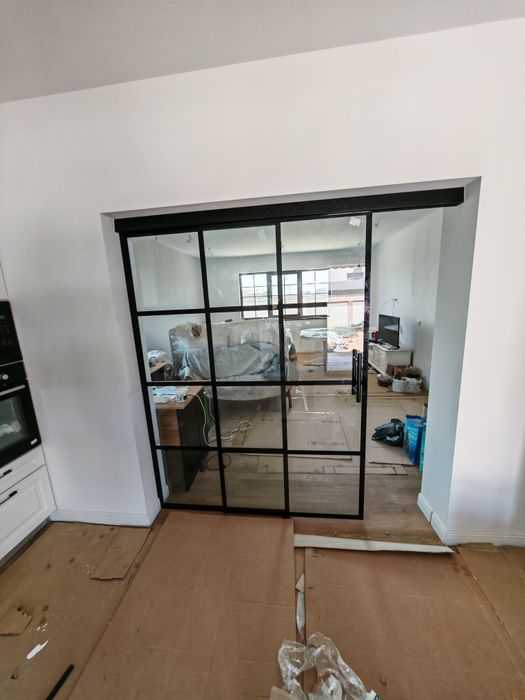 USI culisante sticla securizata