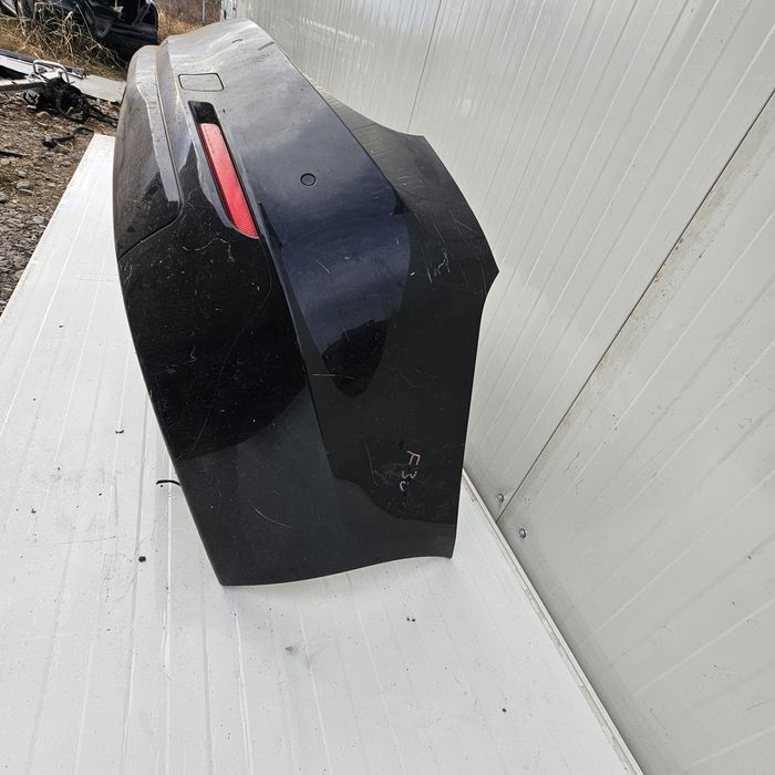 Задна брония бмв ф30  200лв