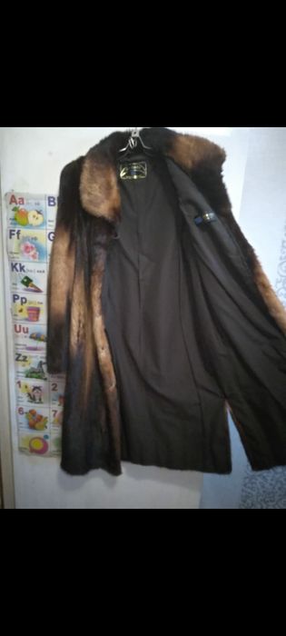 Продаю      шубу
