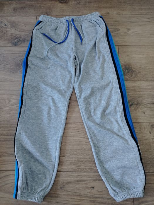 Отдам вещи даром