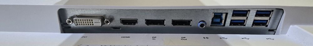 Монитор   Fujitsu 27" Pro