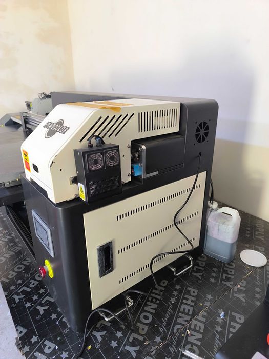 НОВ UV принтер голям ТОП Цена- 21 000лв струва нов