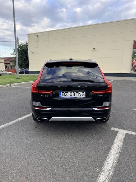 VOLVO XC60 2021 — imagine 4