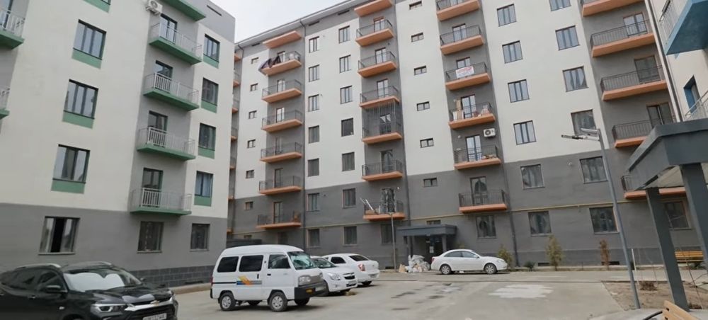 Урганч шахрида 3хонали квартира сотилади 1м² 6млн