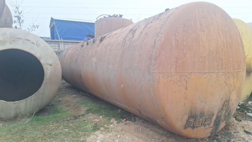 Tip 15/ 25/ 62 vagonni yomkostlar bor sisternalar