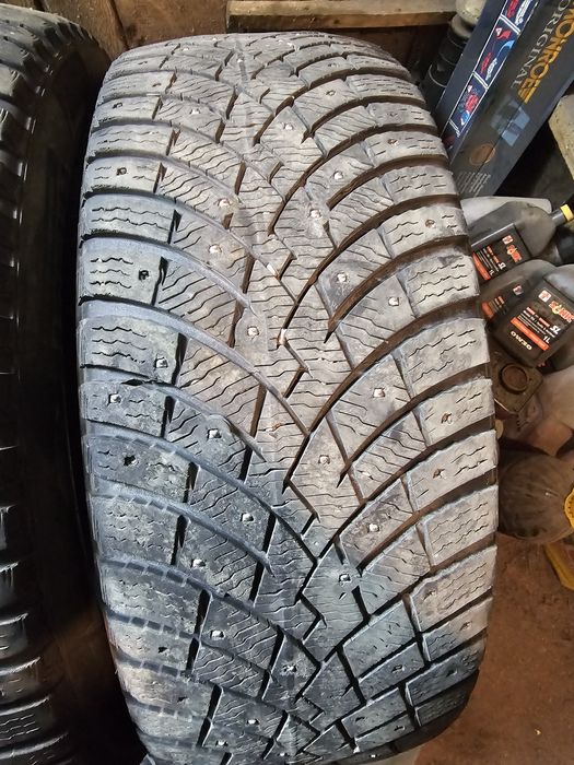 Зминие шины с шипами на 18