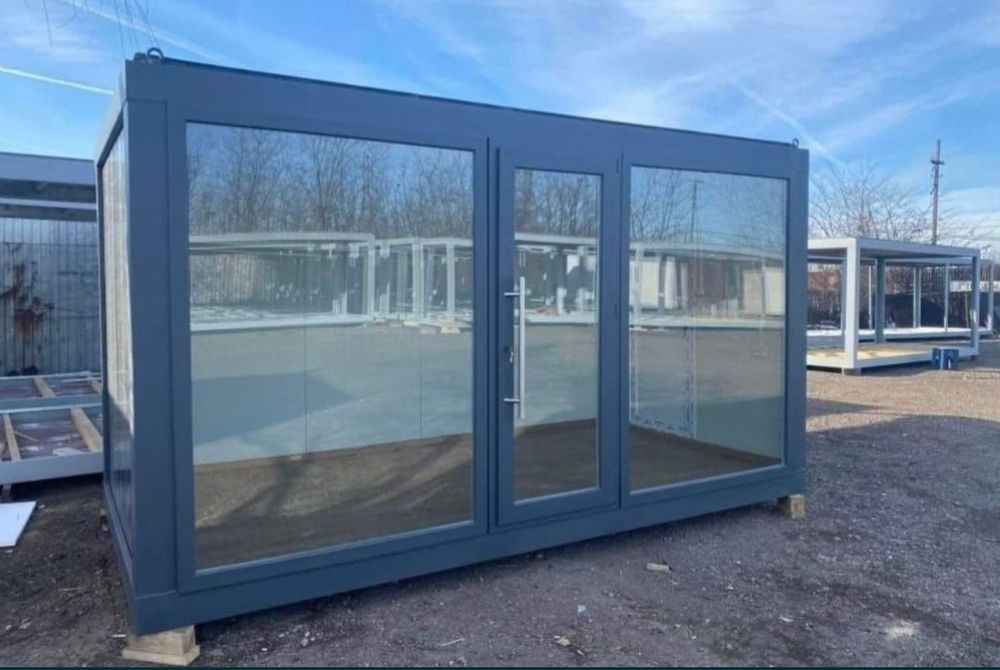 Vand containere modulare.