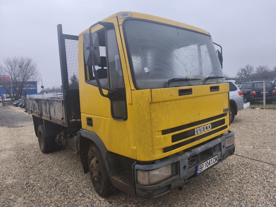 Услуги с мини багер, самосвал и комбиниран багер